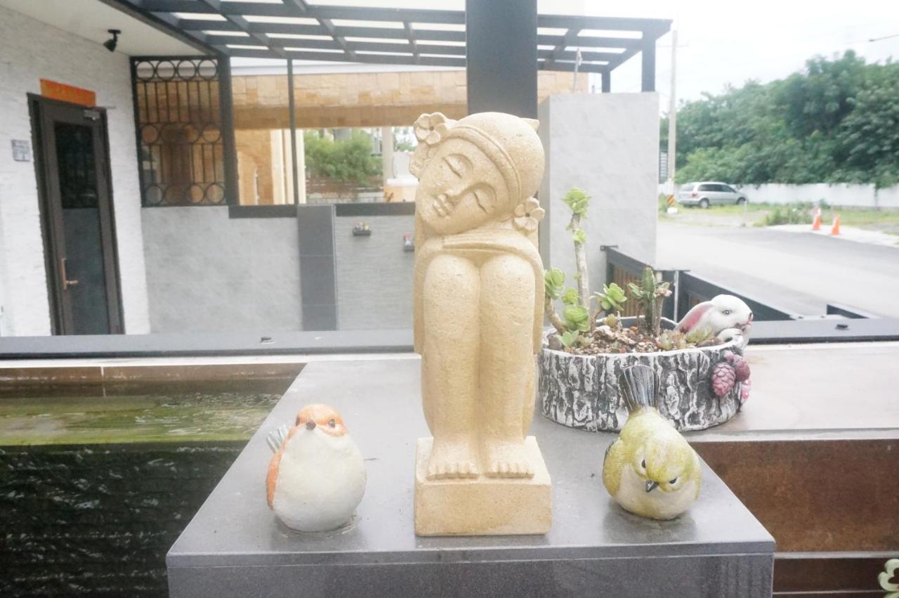 Holby No.8 Elevator Homestay Taitung ภายนอก รูปภาพ